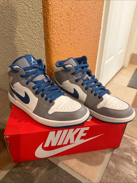 Nike Other - Nike Men’s Air Jordan 1 OG Retro true blue